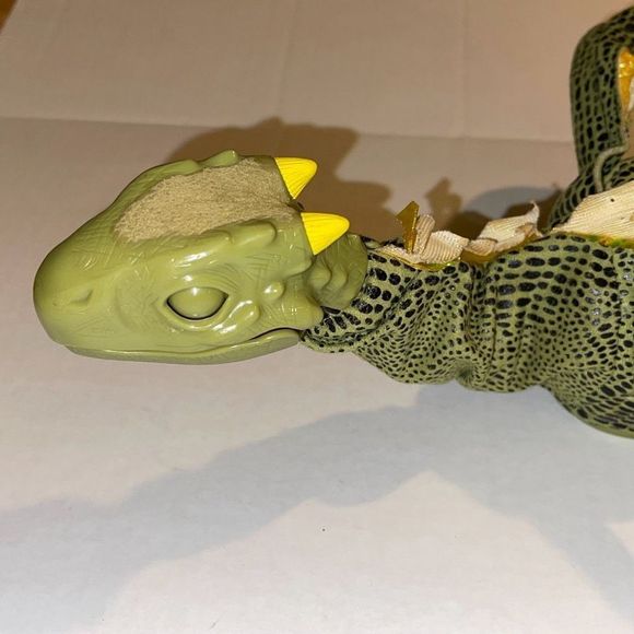 Mattel Harry Potter Roarin Snorin Baby NORBERT dragon interactive 2001  - Picture 4 of 10